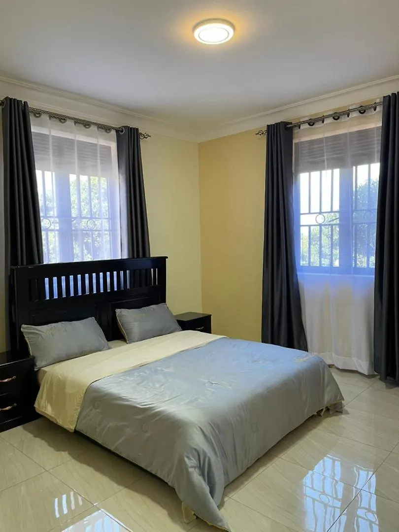 Munyonyo Apartment カンパラ